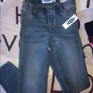 Girl clothes size 5T